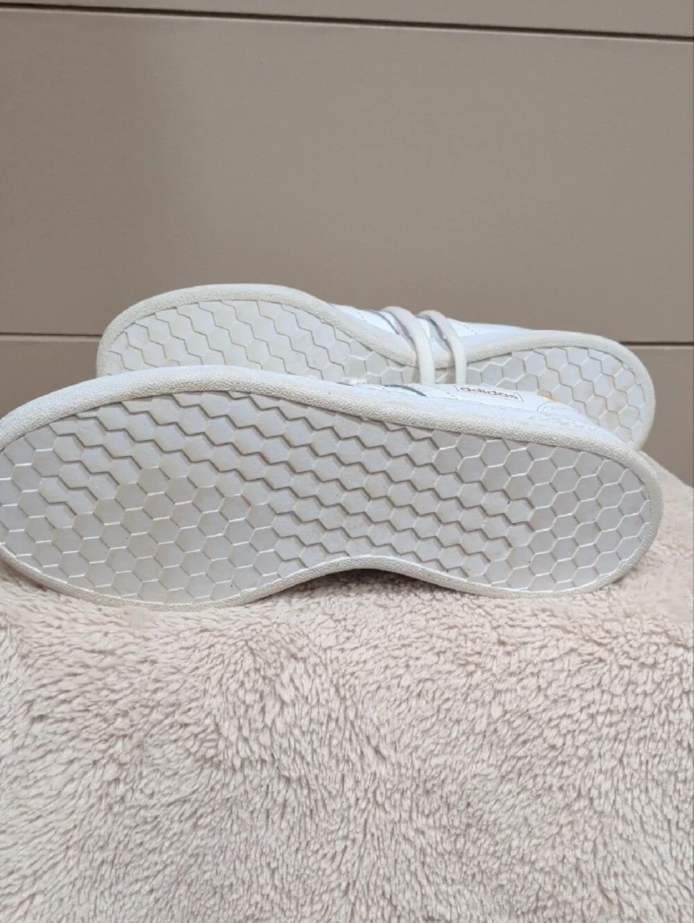 adidas Women’s White Sneakers with Pale Yellow Heel Patch